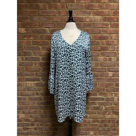 L Love Cheetah Bell Sleeve Dress Size Large NWOT - Picture 2 of 6